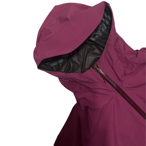 Arc’teryx Burgundy Gore-Tex Rain Jacket - Picture 4 of 6